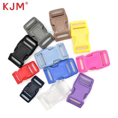 Boucle de collier de chien incurvée